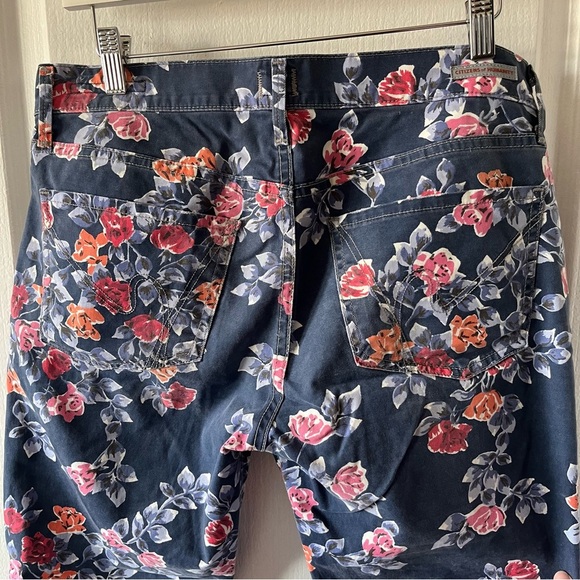 Citizens of Humanity Floral Jeans - Picture 6 of 11